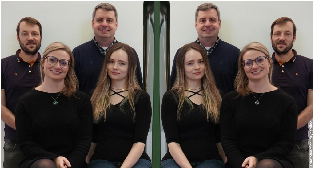 Development of mirror-image monobodies targeting the oncogenic BCR::ABL1 kinase